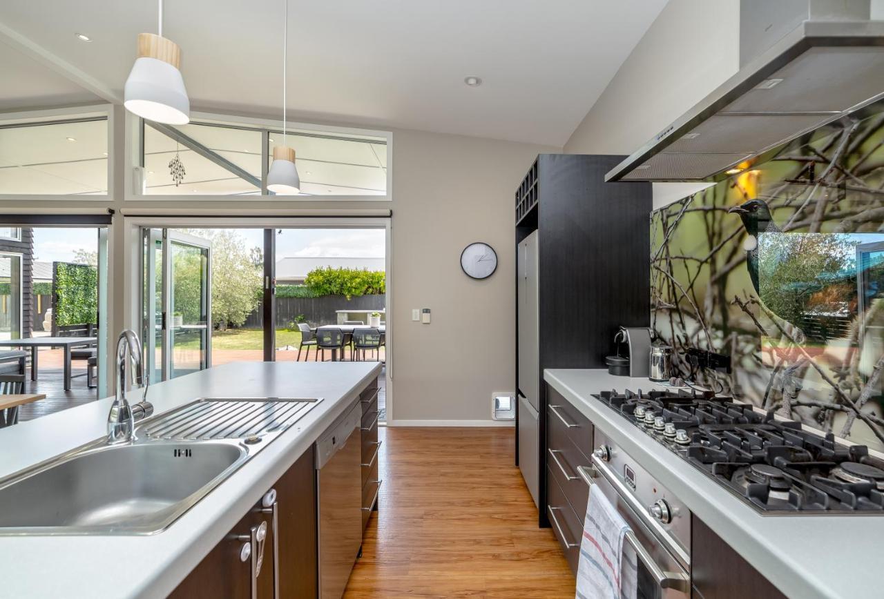 Wind Down On Esther Martinborough Exterior foto