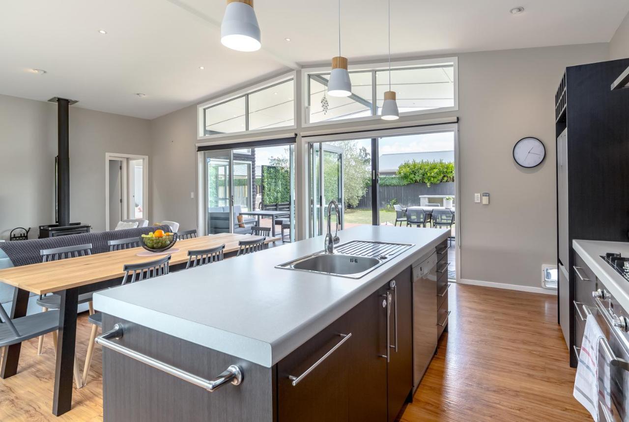 Wind Down On Esther Martinborough Exterior foto